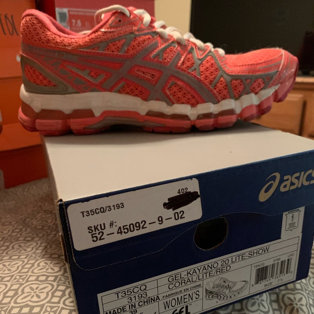 Women’s Asics